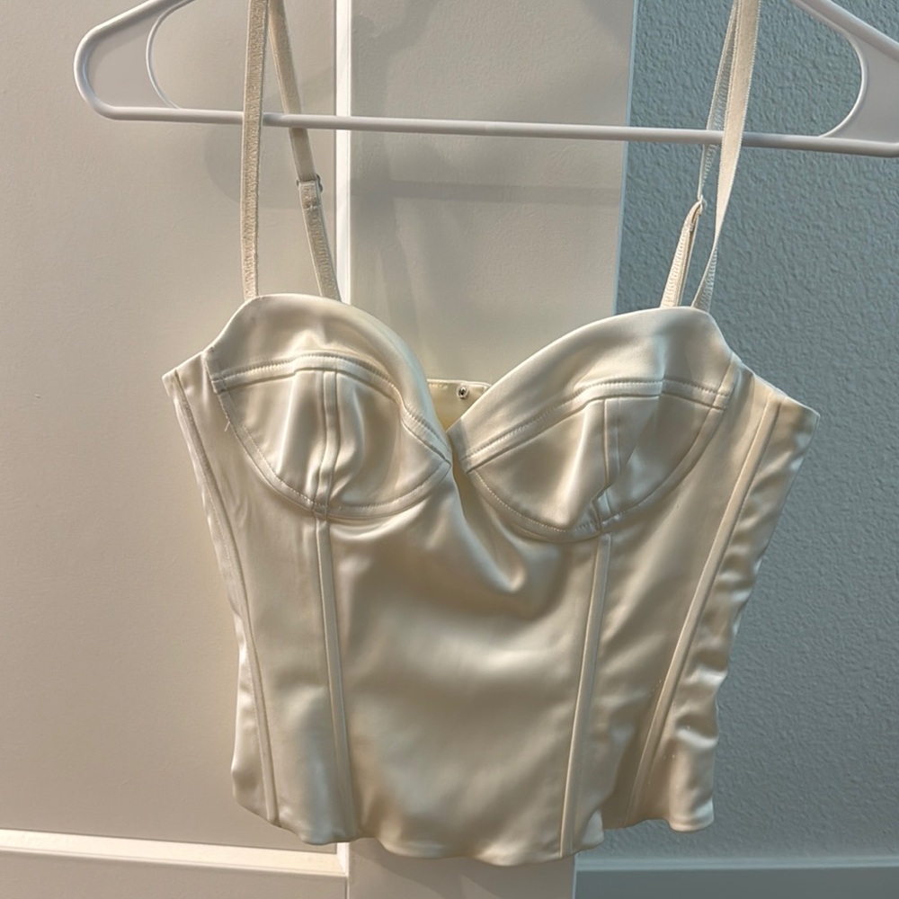 Wilfred Ivory Satin Top